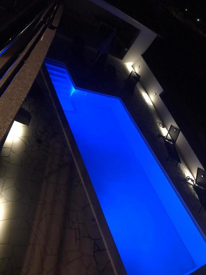 Ana Perfect For Families With Kids And Groups,house With Heated Pool
