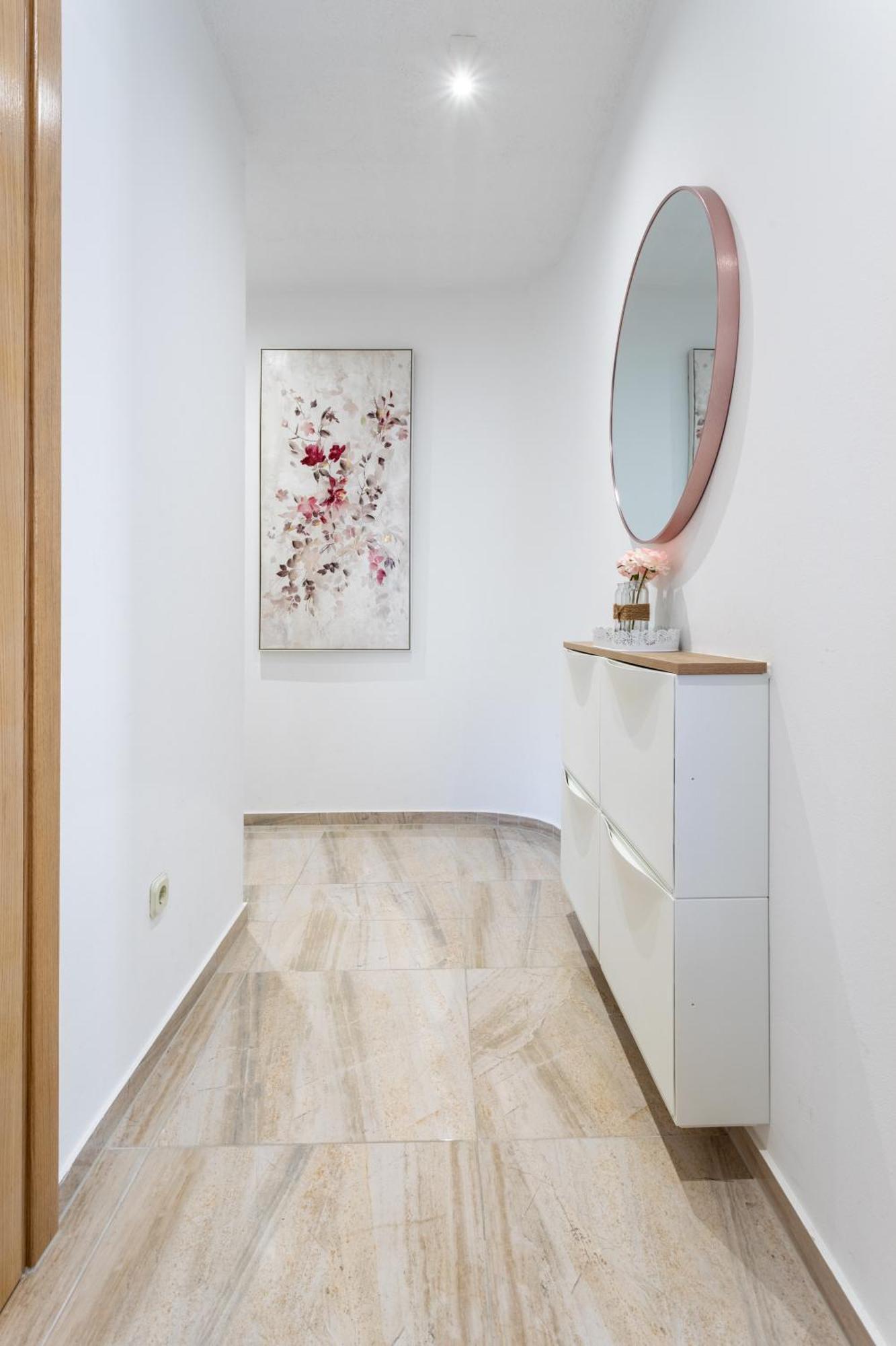 Ana Perfect For Families With Kids And Groups,house With Heated Pool * Podstrana