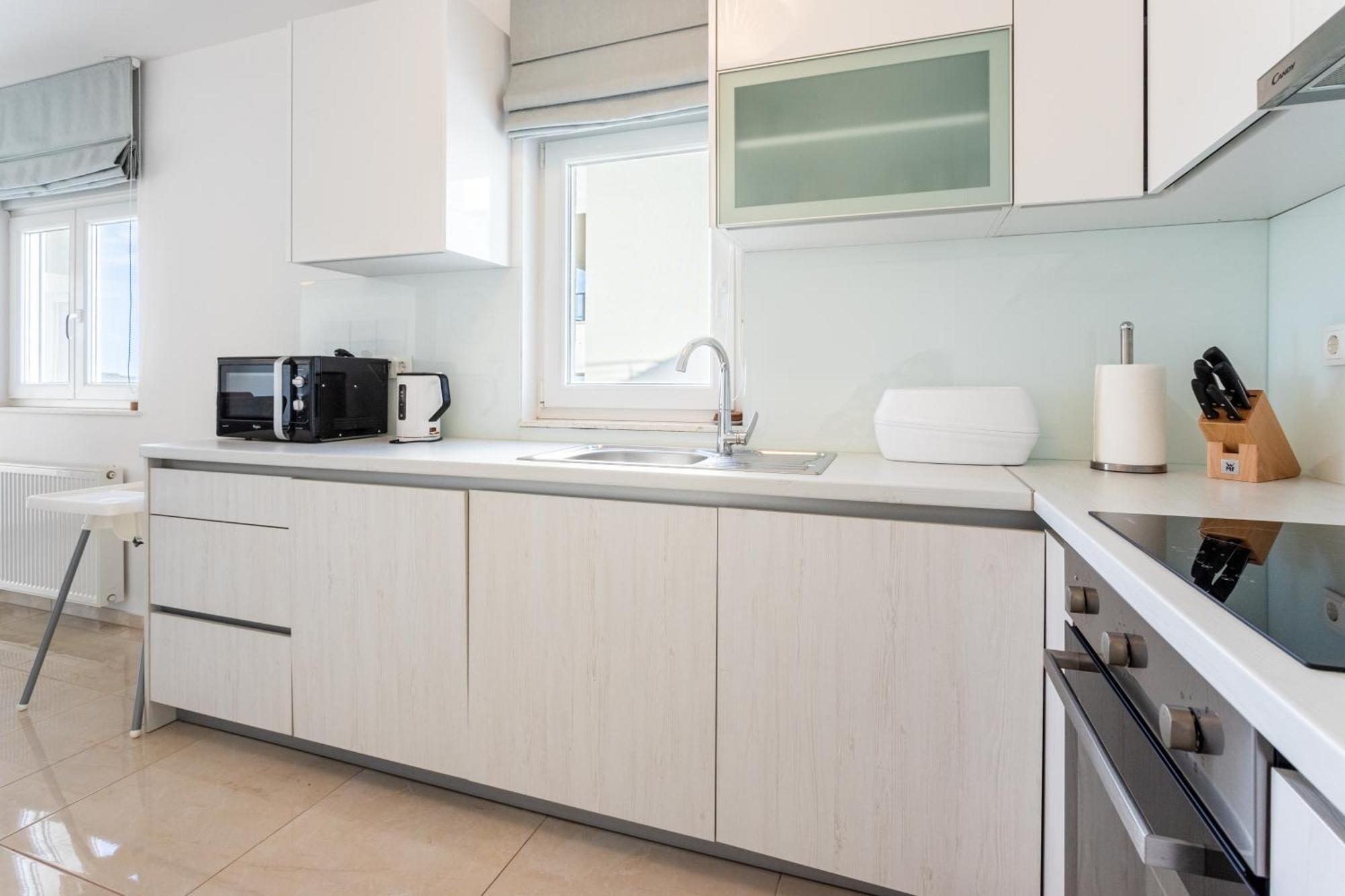Vakantiehuis Ana Perfect For Families With Kids And Groups,house With Heated Pool *